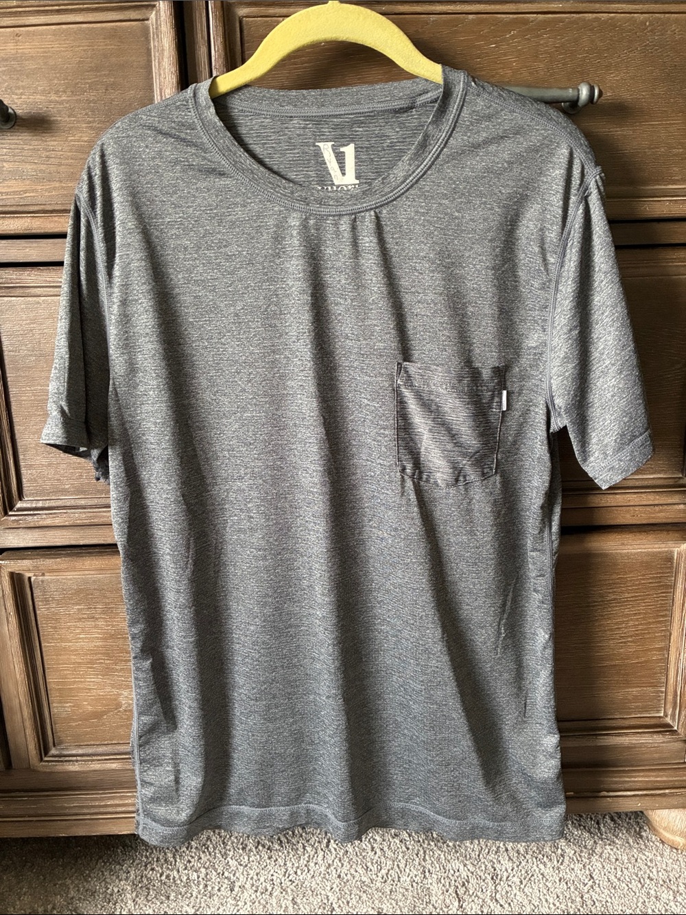 Men’s Heather Dark Gray Pocket T-Shirt